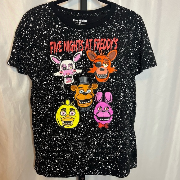 Five Nights at Freddy's Black and White Speckled Graphic T-Shirt, size XL - Picture 1 of 4